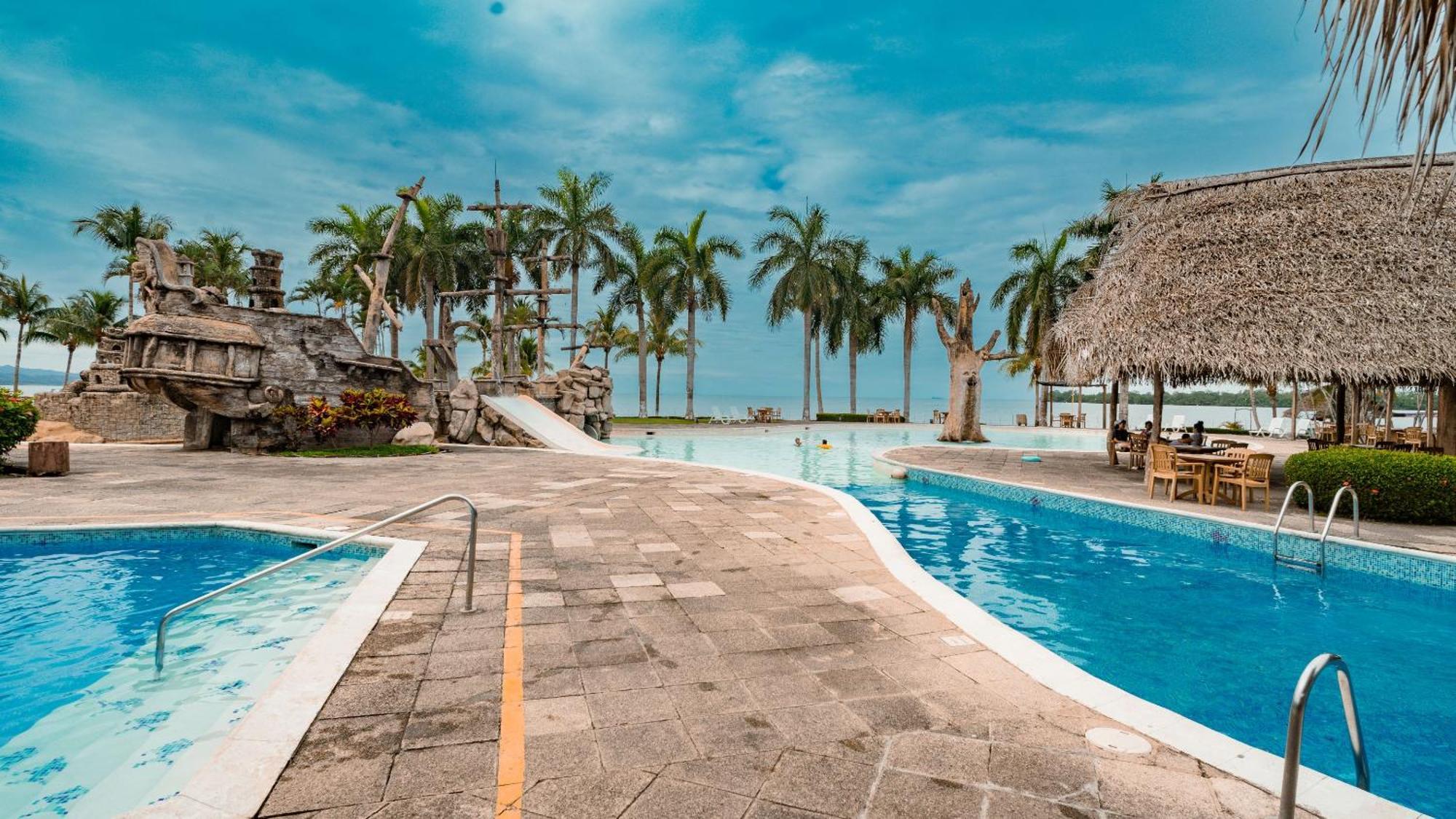 Amatique Bay Hotel Puerto Barrios Exterior foto